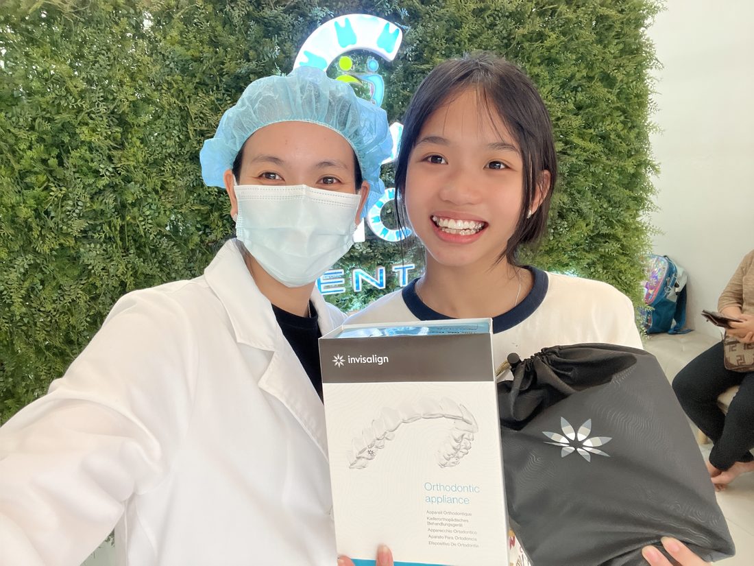 An Invisalign orthodontic client